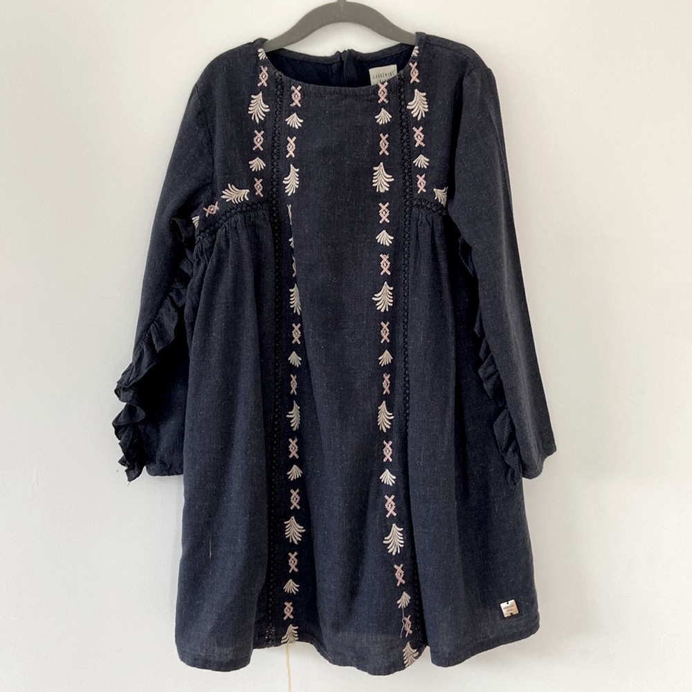 Beautiful girls dress from Carrément Beau, size 8